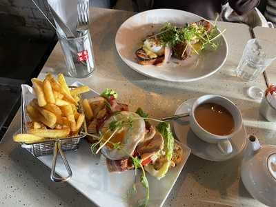 Peckhams Of Hyndland