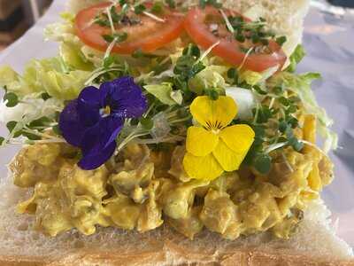 S'wich Bakehouse & Kitchen