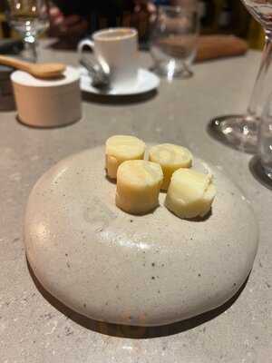 Manifest Wine Bar & Restaurant