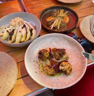 Roundhill Restaurant