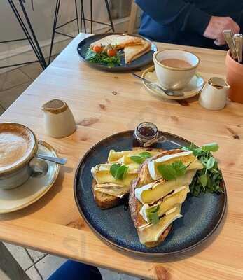 Full Of Graze Studio