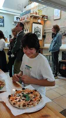 Sartorelli’s Pizza