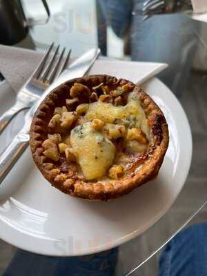 Benjamin Lee Artisan Bakery