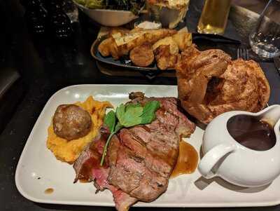 Rita's Bar & Kitchen