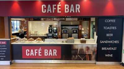 Cafe Bar Central Pier