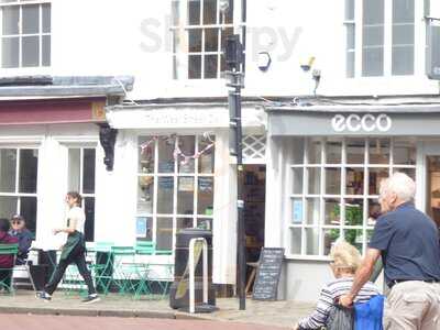 The West Street Deli