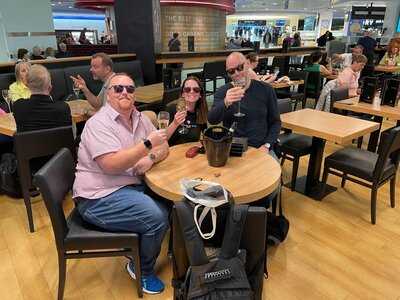 Bottega Prosecco Bar & Caffe