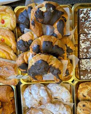 Bonne Bouche Kingston