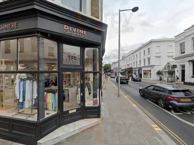 King's Dogs & Coffee