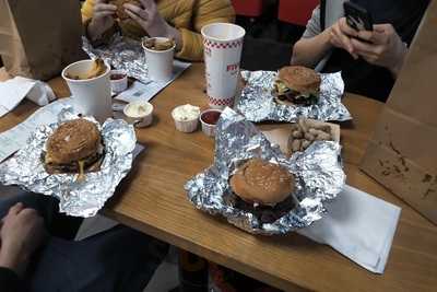 Five Guys Manchester Piccadilly Gardens