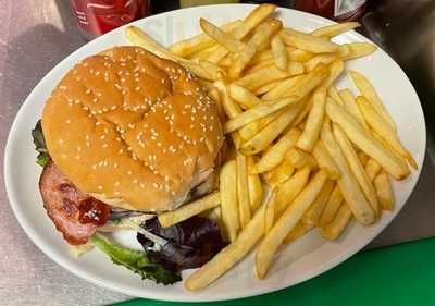 Tubsys Grill, Fish & Chips