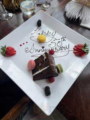 The Clermont Restaurant & Bar