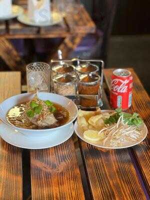 Naughty Thai Restaurant