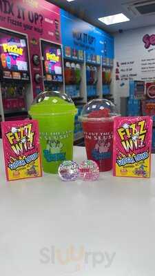 Selfee Metrocentre-yellow Mall