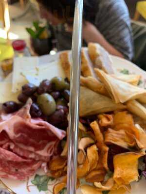 Oddfellows Bar & Restaurant