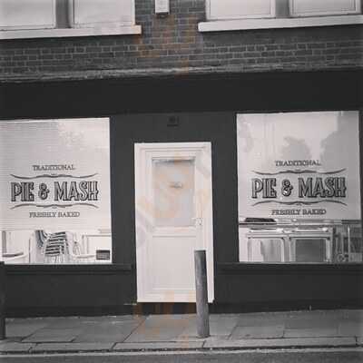 Brickie's Pie & Mash