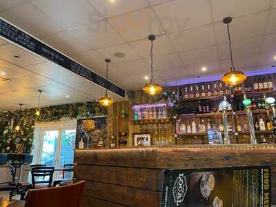 The Local Cafe And Bar