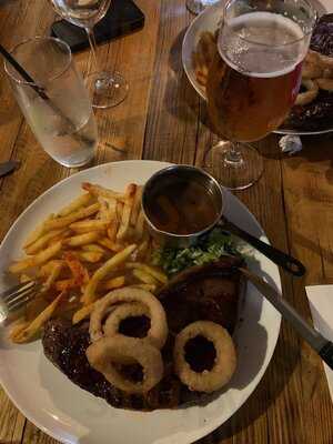 The Mine At Cf47 & Castelany's Fine Dining