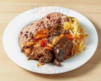 Mama Cluck's Hen House