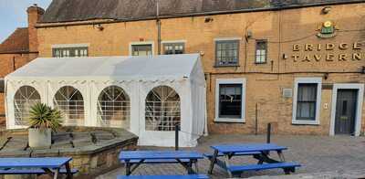 Bridge Tavern