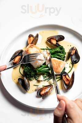 Socialize At The Gainsborough Bath Spa Hotel