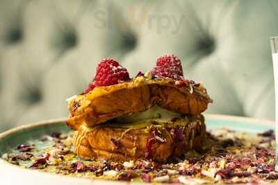 Benjamin's Cafe Dunstable