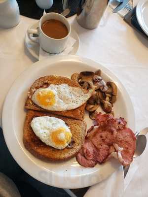 Shaftesbury Lodge Indian Restaurant