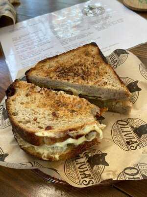 Olivia's At The Outwoods