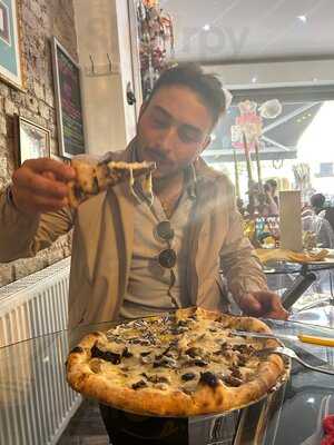 Mammasantissima Restaurant