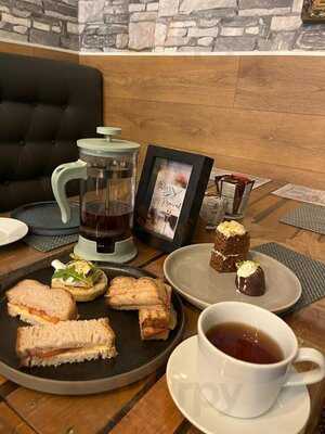 Paris's Cafe& Restaurant