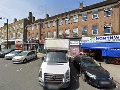 Amigos Burgers & Shakes-northwood Hills