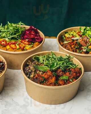Clean Kitchen Battersea Power Station