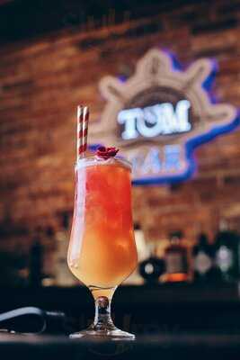 Captain Tom - Epping