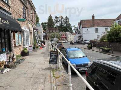 Moondance Cafe Chew Magna