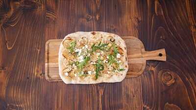 Cargo Micro Pizzeria And Craft Ales