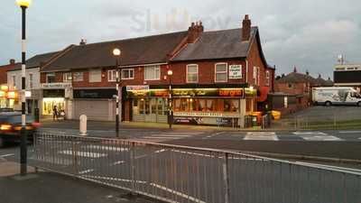 Xander's Bar & Grill