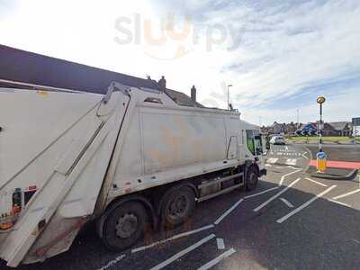 Xander's Bar & Grill