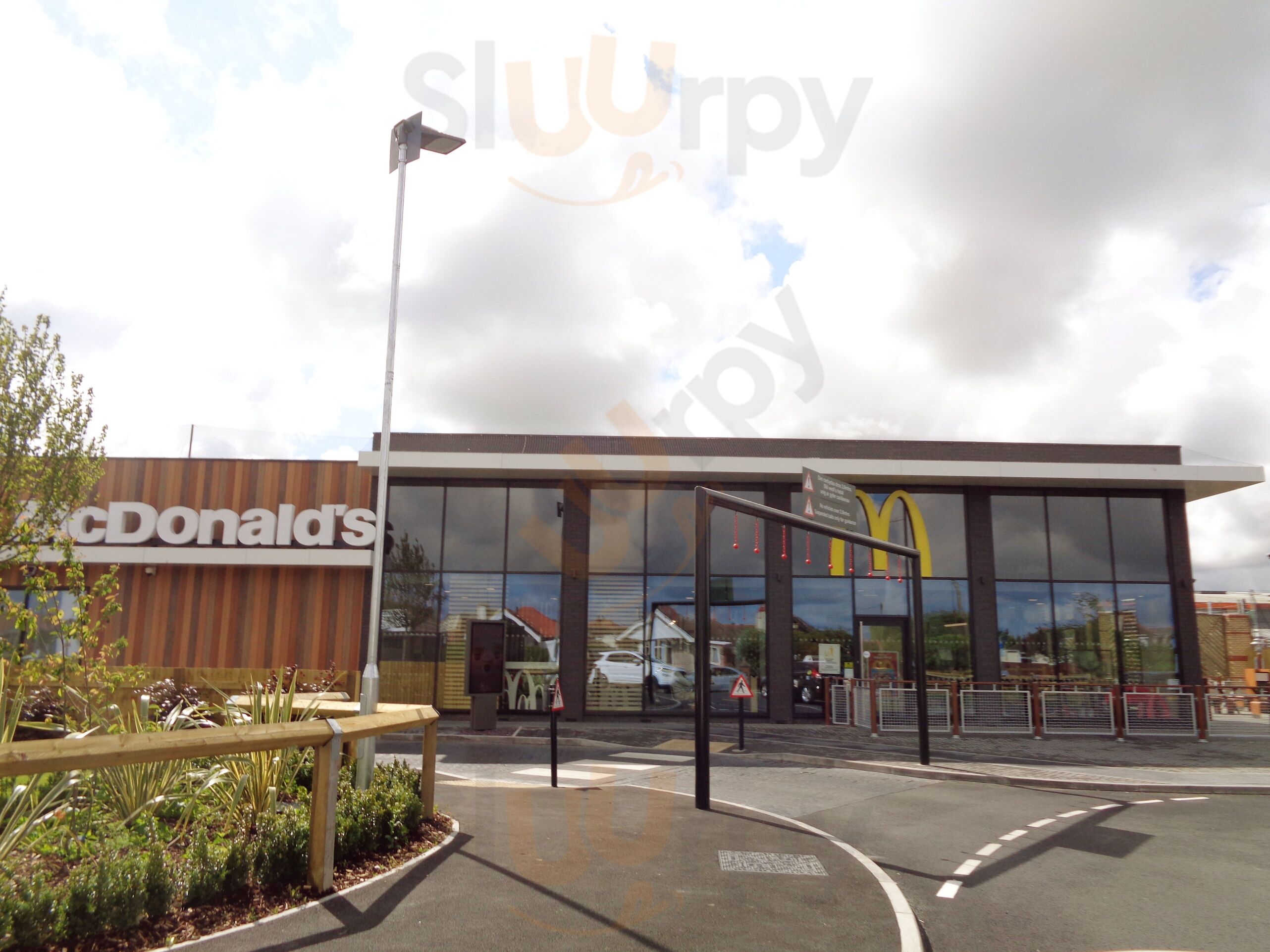 Mcdonald's - Rhyl- Clwyd Retail Park