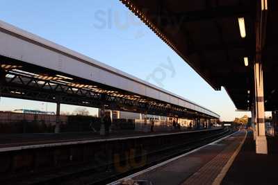 Hathats Coffee - Herne Bay Station