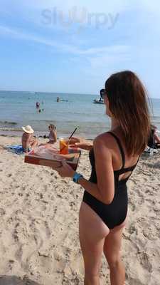 Pizza On The Beach
