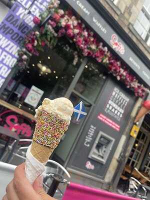 Sofi's Desserts & Coffee