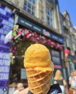 Sofi's Desserts & Coffee