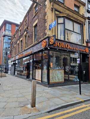 Solo Bar & Restaurant