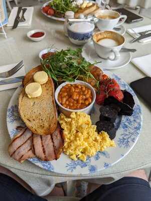 The Parlour Restaurant @ Springfields