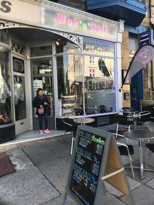 Wok ‘n’ Roll Thai Noodle Bar