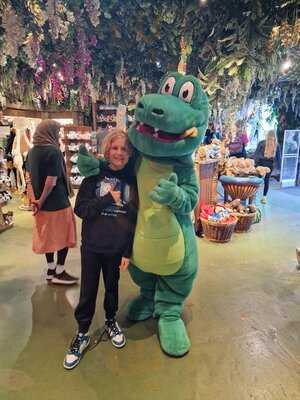 Jungle Cave - Family & Kids Restaurant