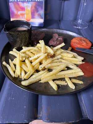 Ate Days A Week Manchester