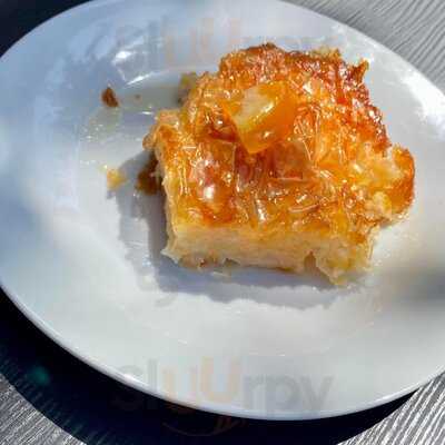 Ithaki Greek Restaurant