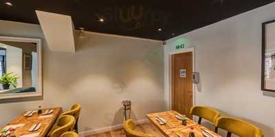 Kosu Mosu Sushi & Bar