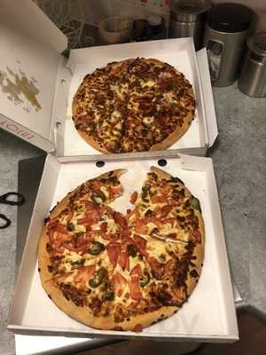 Newmarket Kebab & Pizza